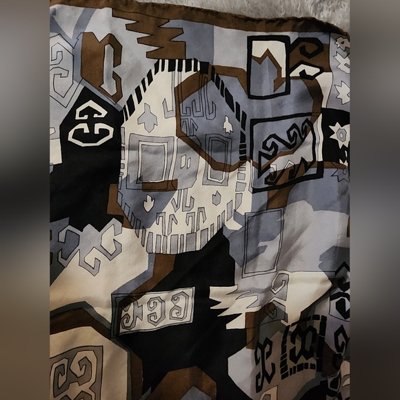 Givenchy Silk Scarf Vintage - Picture 3 of 16